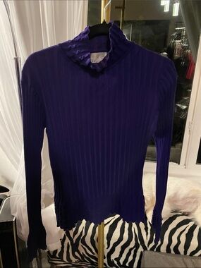 Ribbed Ruffle Turtleneck Sweater — Deep Purple